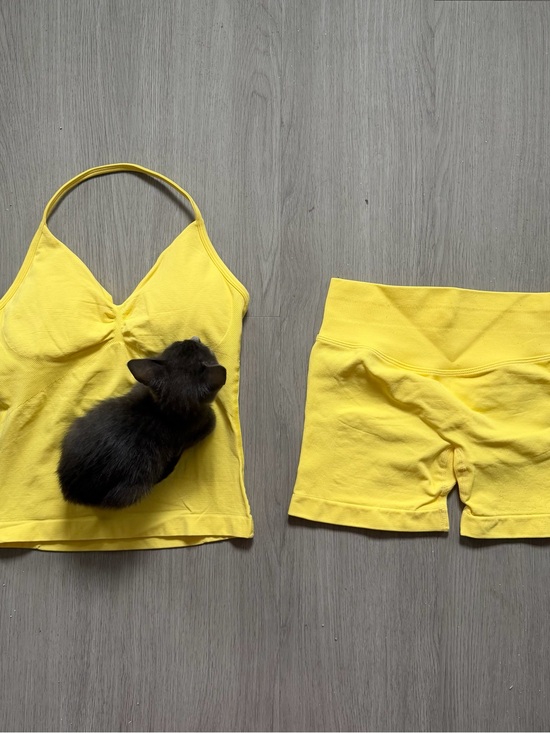Dfyne Tops - DFyne yellow impact strappy longline top and shorts set